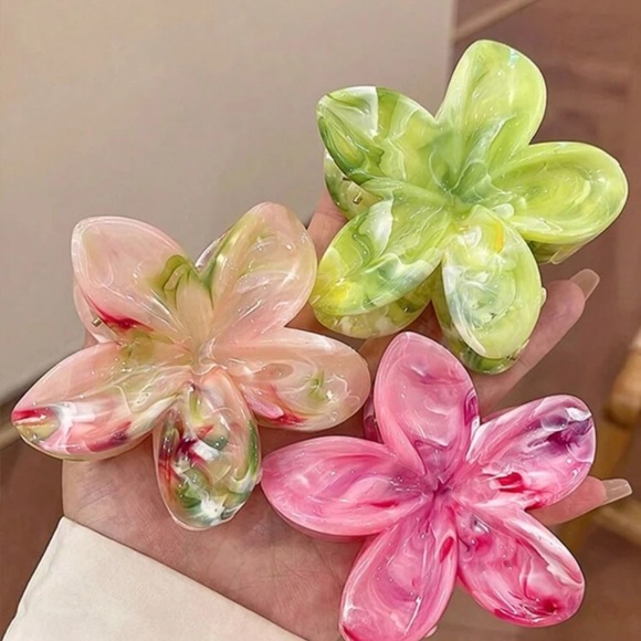 Accessories - Colorful Floral Hair Clips